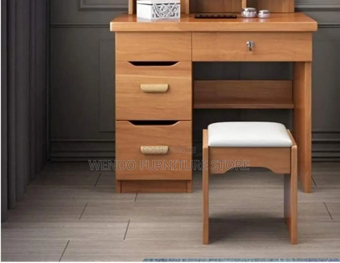 Dressers; Solid Wood Brown Make Up Bedroom Vanity Set