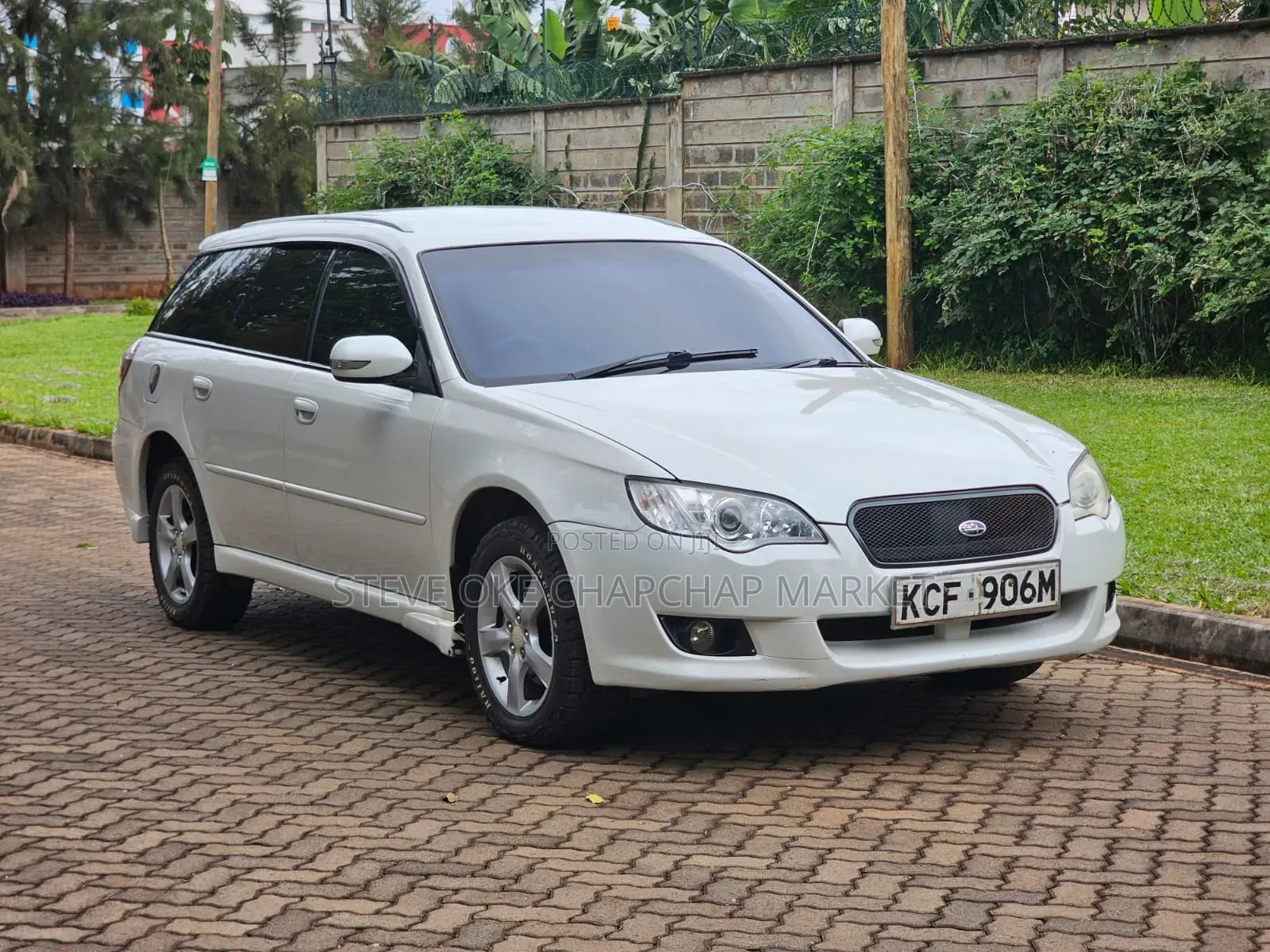Subaru Legacy 2008 White
