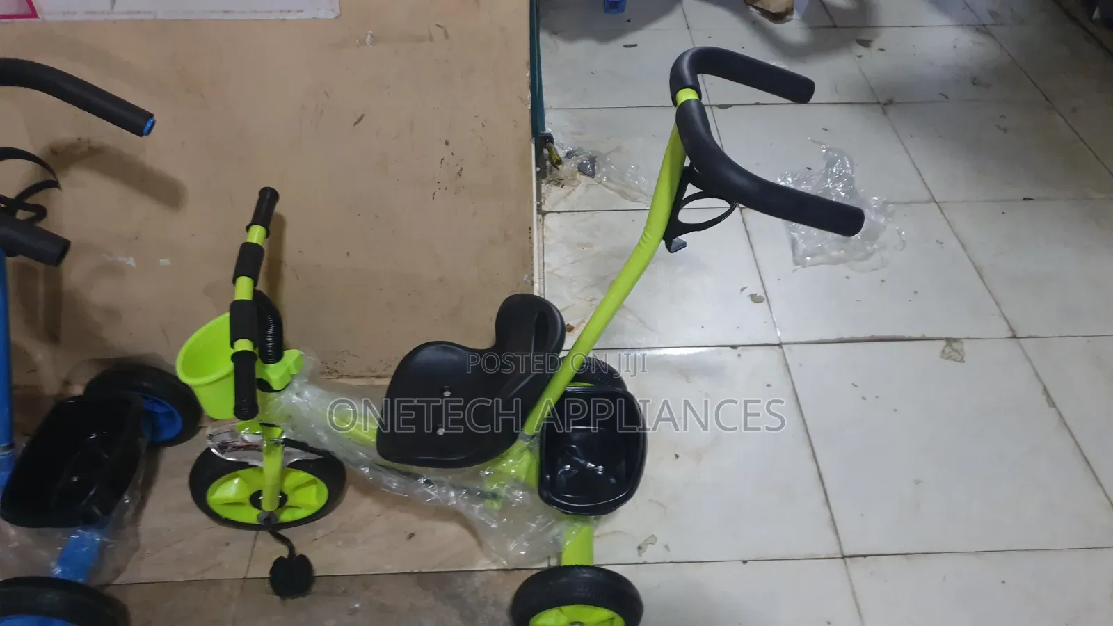Kids Tricycle With Push Handle