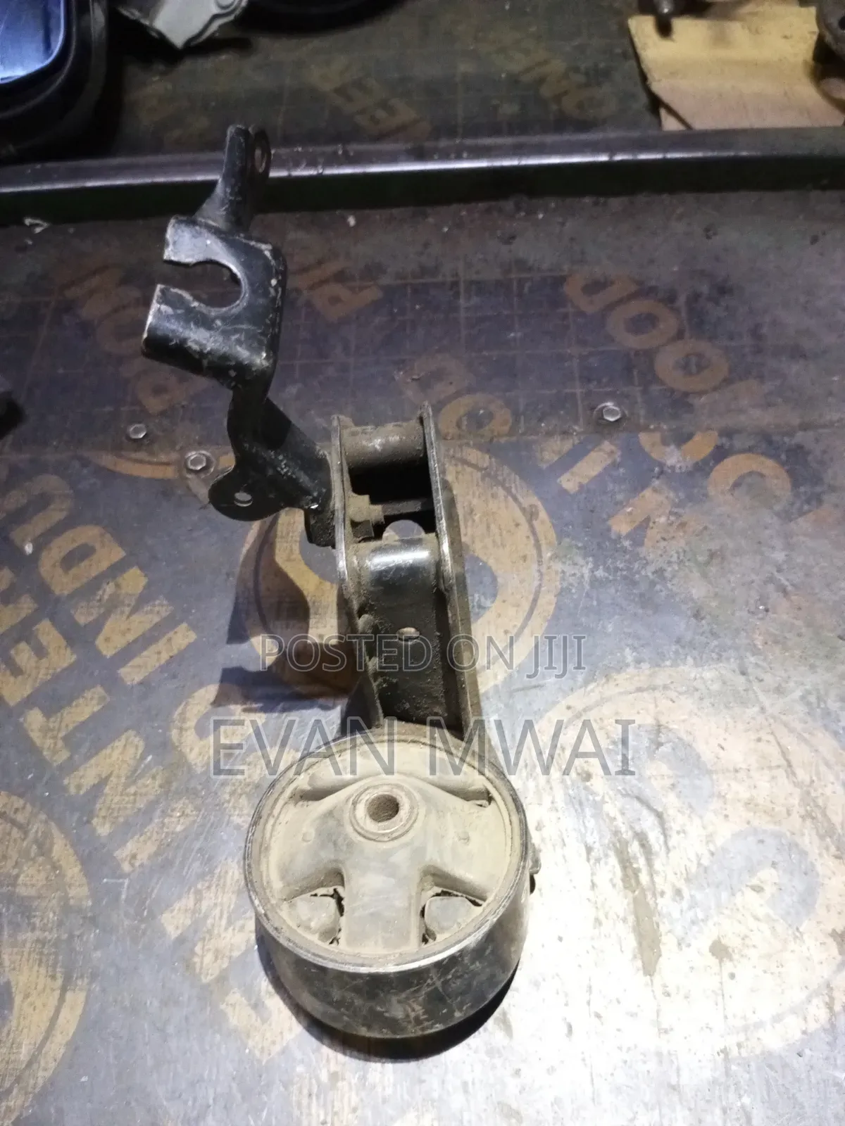Nissan B13 ,B14 Engine Mounting