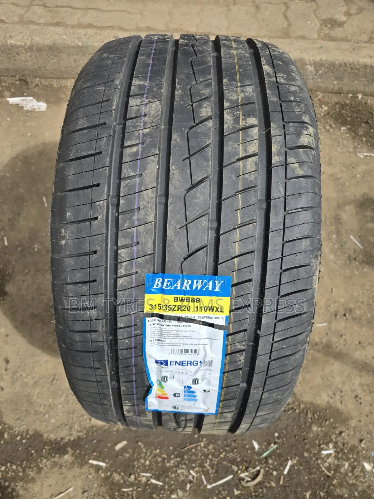 315 /35 R20 Bearway Tires