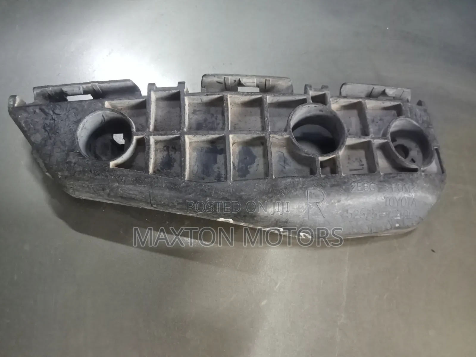 Toyota Auris 2007-2010 Front Bumper Slide