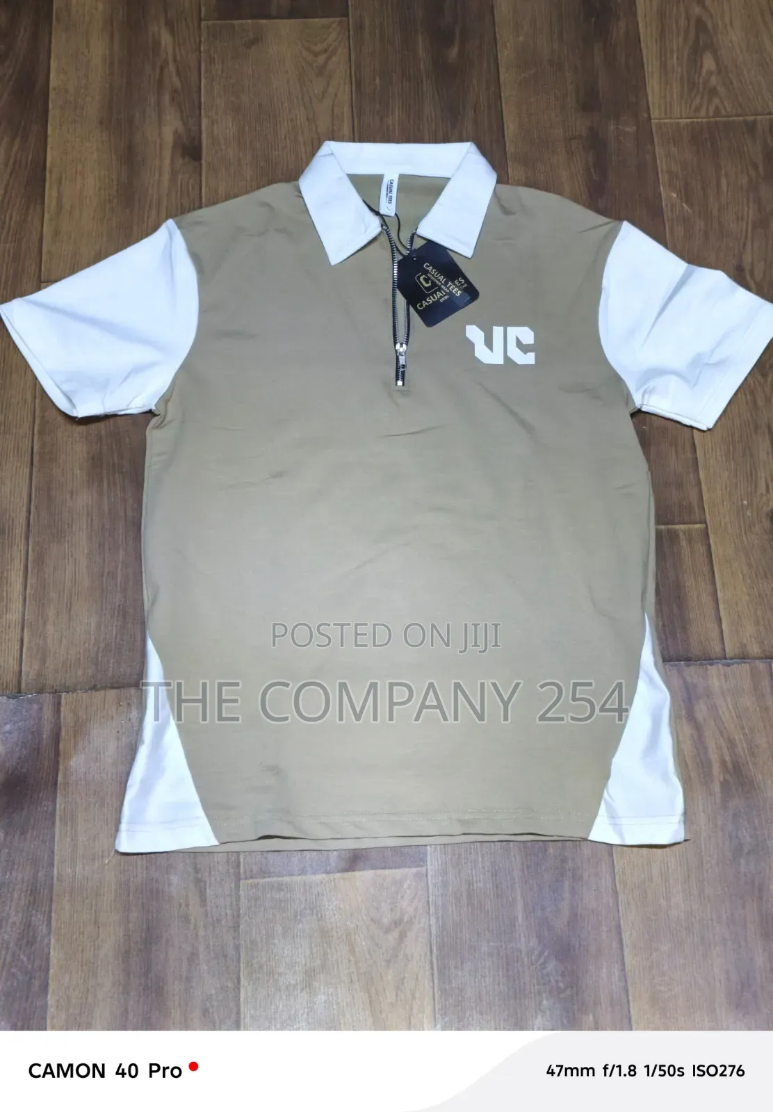 Quality Casual Collar Zipper Short Sleeved Shirts Available