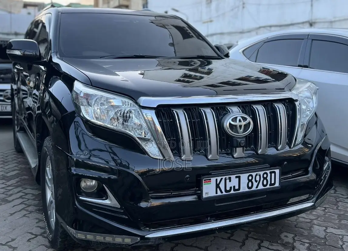 Toyota Land Cruiser Prado 2010 Black