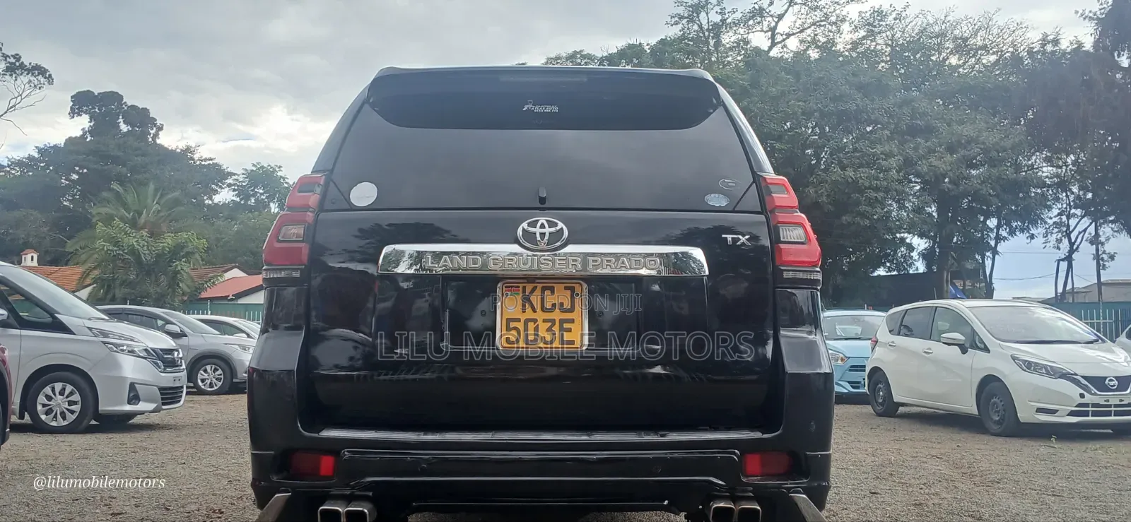 Toyota Land Cruiser Prado 2011 Black