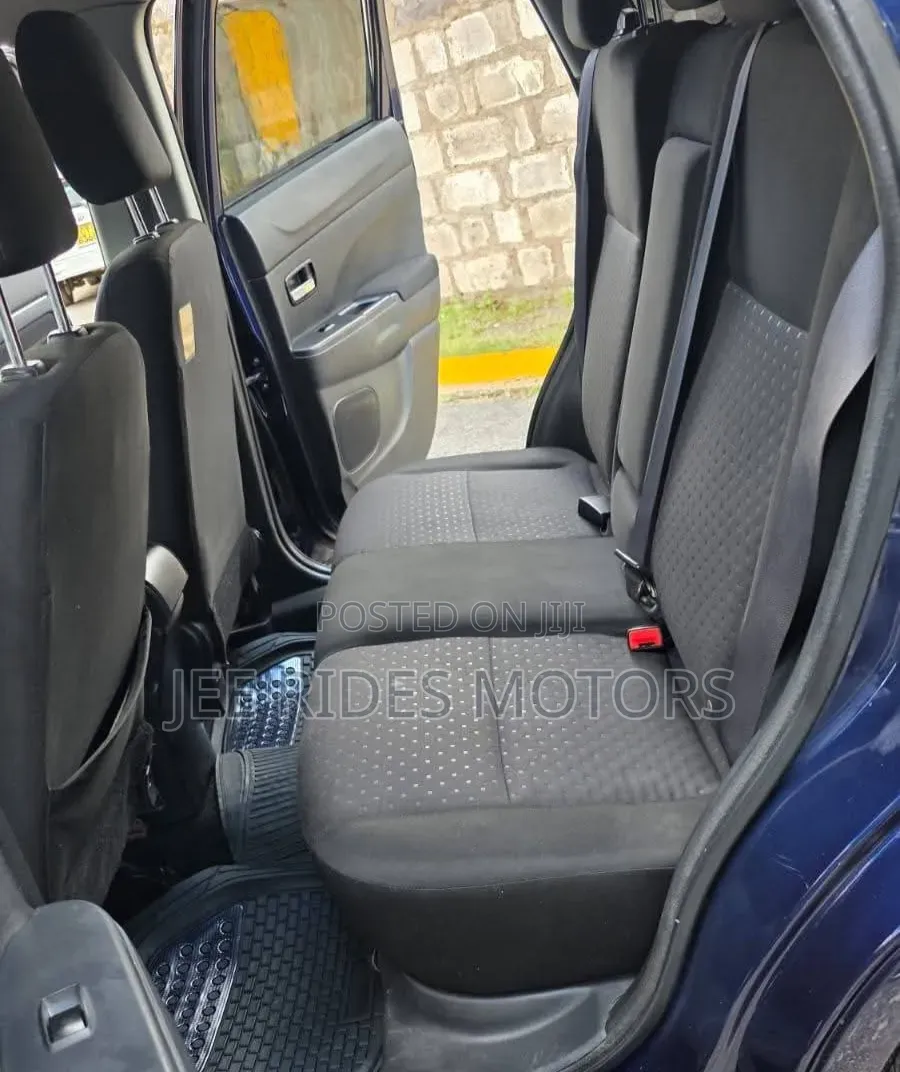 Mitsubishi RVR 2.0 2011 Blue