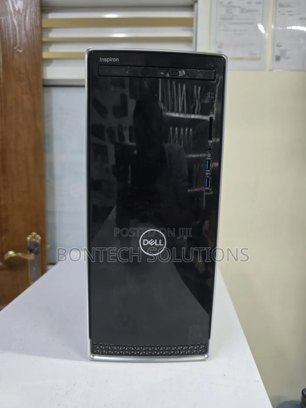 Desktop Computer Dell Inspiron 3000 16GB Intel Core i7 SSD 512GB