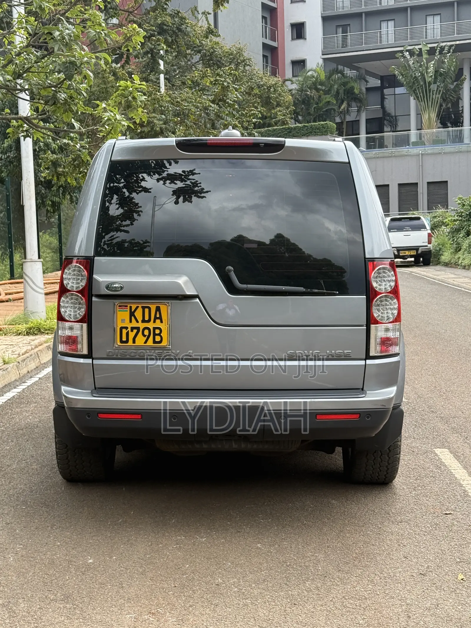 Land Rover Discovery 2013 Gray