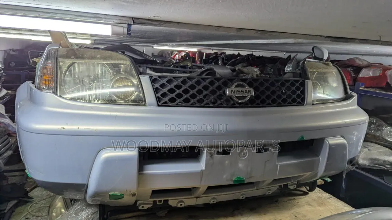 Nissan Extrail Nt30 Nosecut 