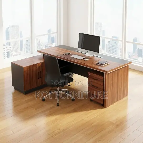 Office Desk : 1.8m Ventacore Executive Office Desk