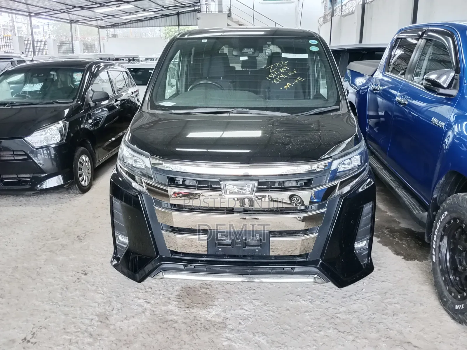 Toyota Noah 2019 Black