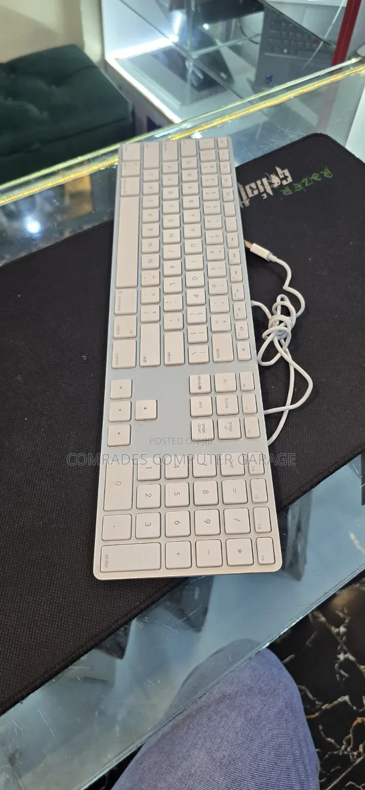 Genuine Apple A1243 Wired Aluminum Keyboard,