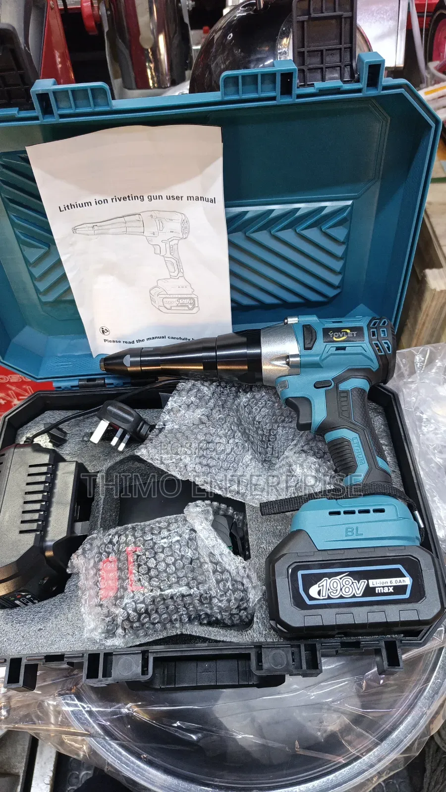 Cordless Rivet Gun