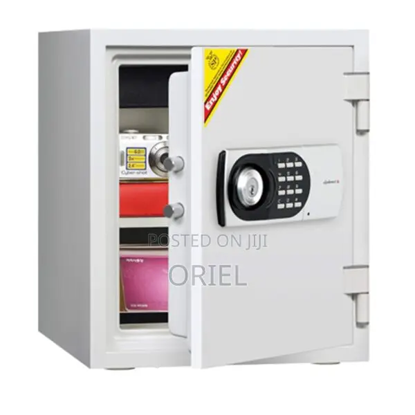 Office Safe : 31kg Diplomat Digital Safe Model 119ek
