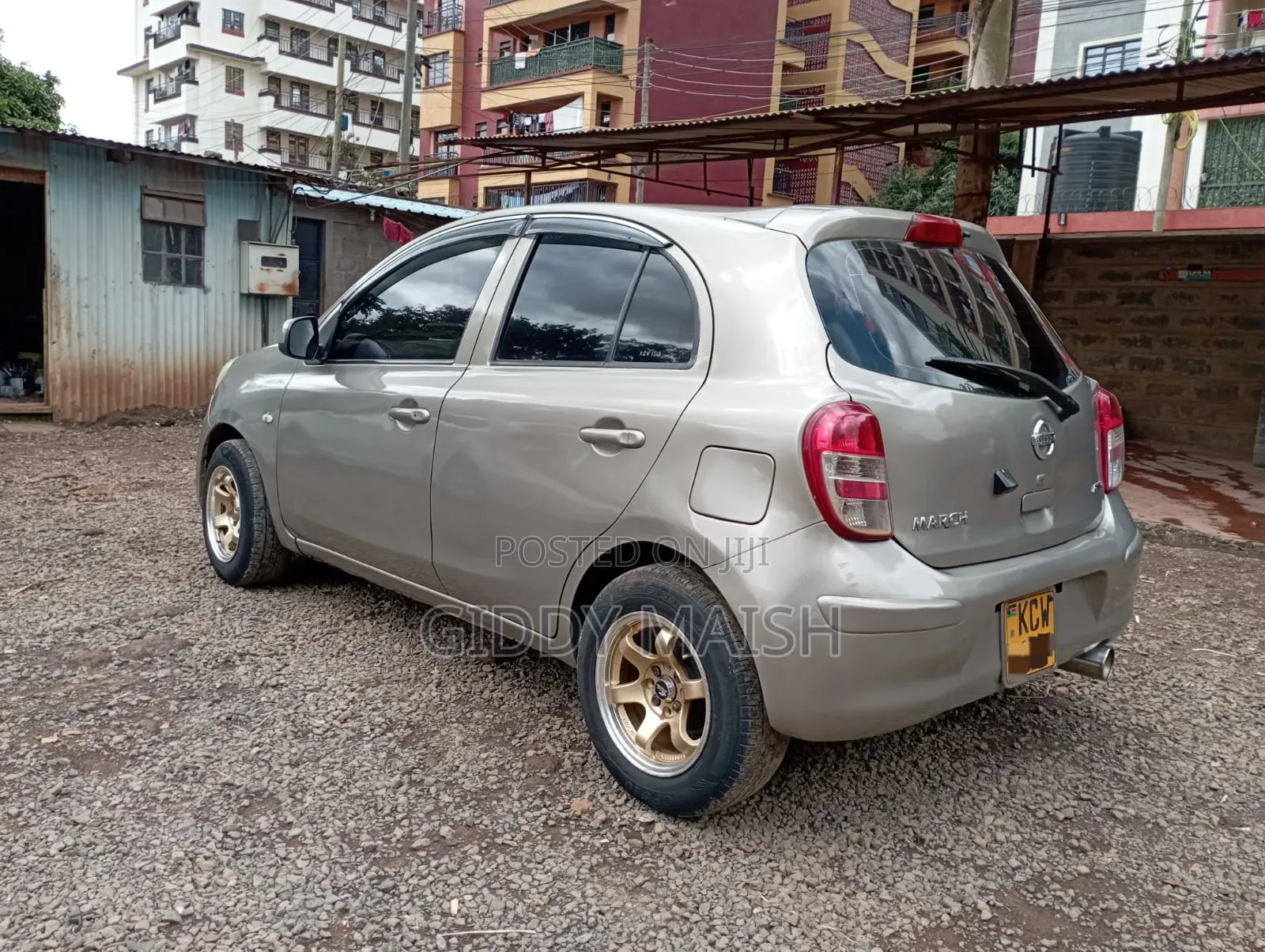 Nissan March 1.2 AWD 2012 Silver