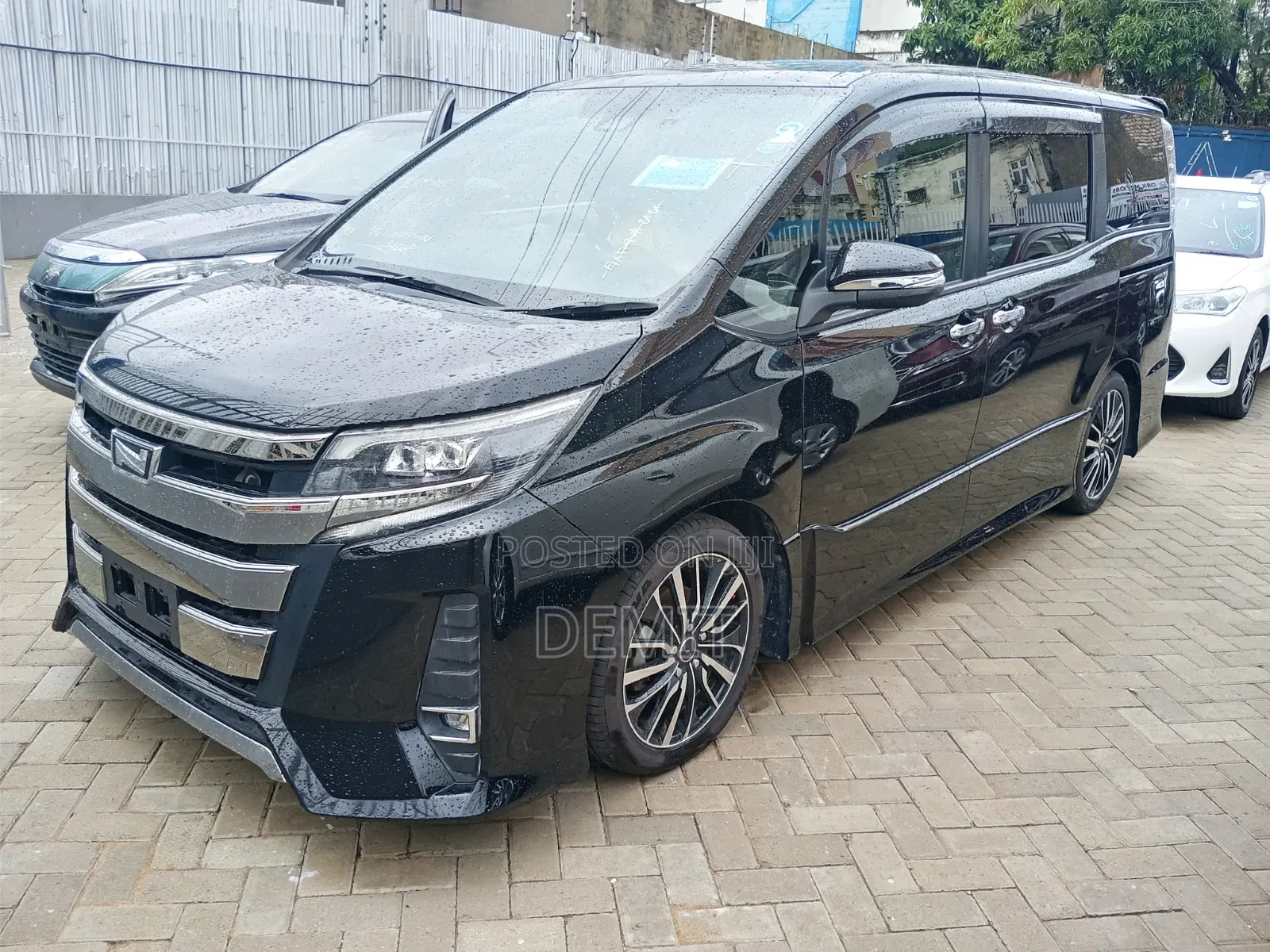 Toyota Noah 2.0 FWD (7 Seater) 2019 Black