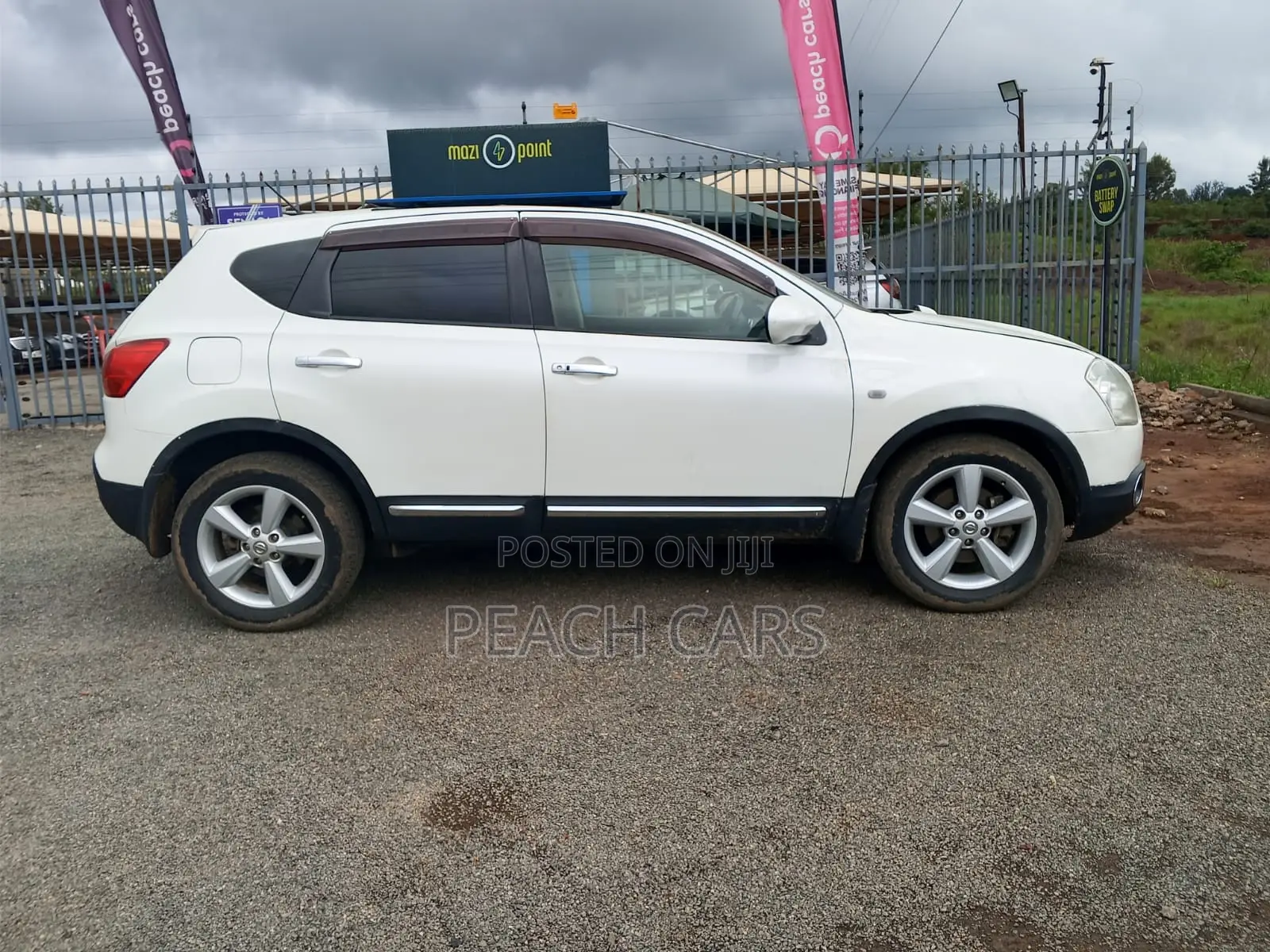 Nissan Dualis 2012 White