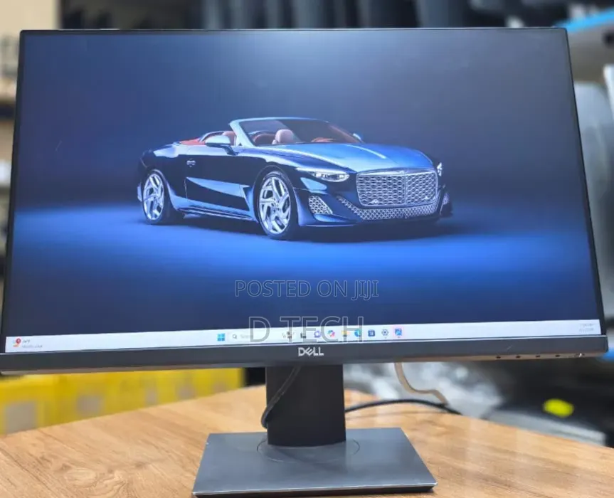 Dell P2419h
Full Hd 1920*1080
60hz Refresh Rate 
Vga/Hdmi/Display