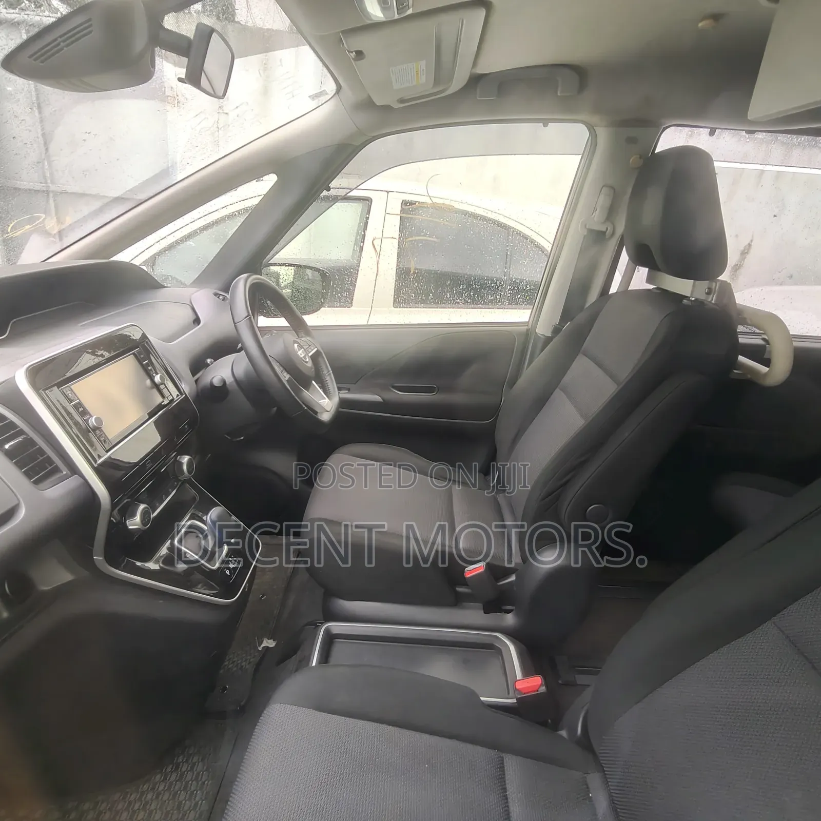 Nissan Serena 2019 Ivory