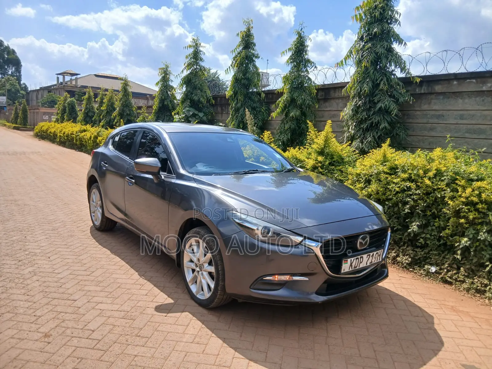 Mazda Axela 2016 Gray