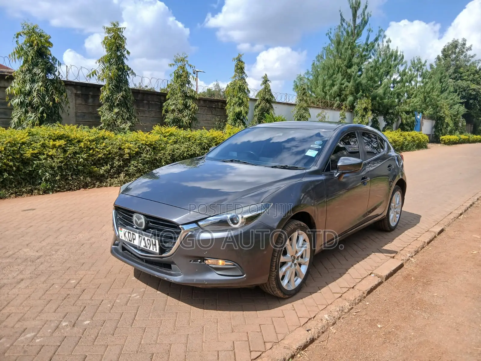 Mazda Axela 2016 Gray