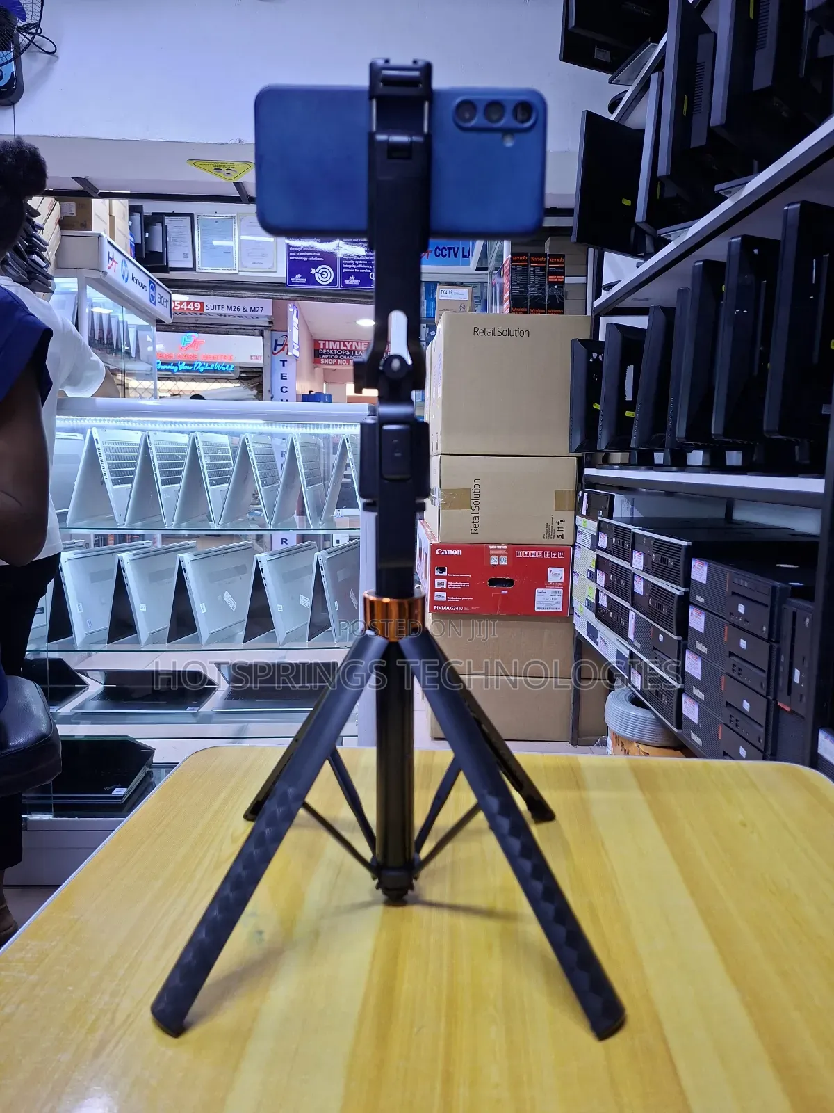 Q13 Smart Ai Tracking Tripod