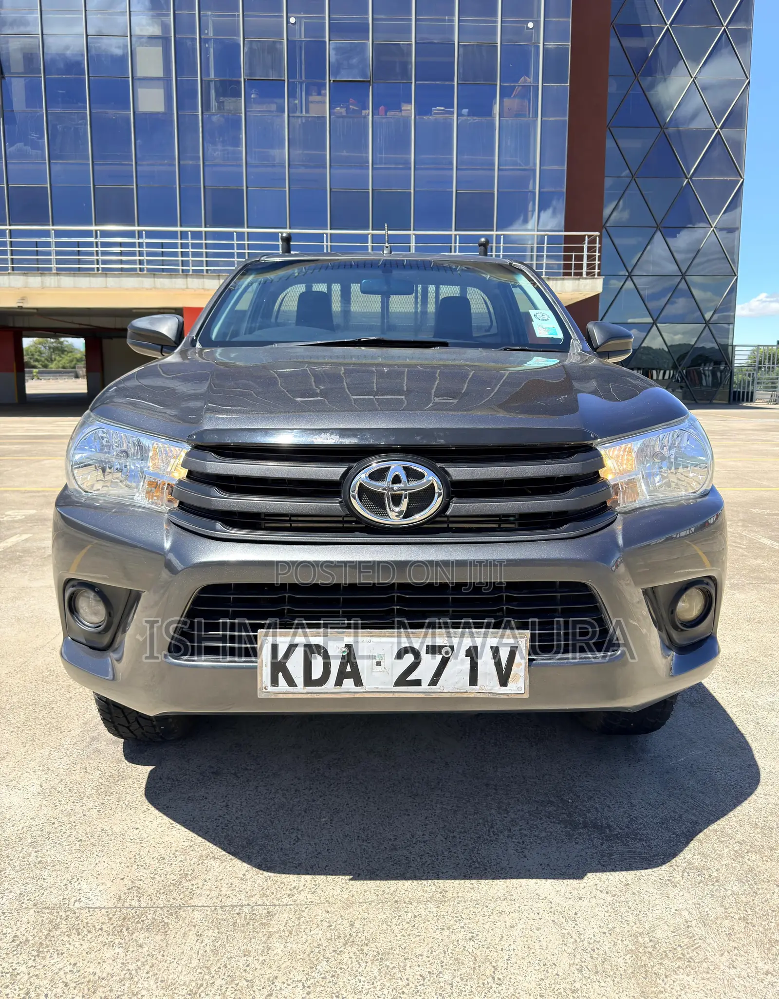 Toyota Hilux 2.4 Diesel 2020 Silver
