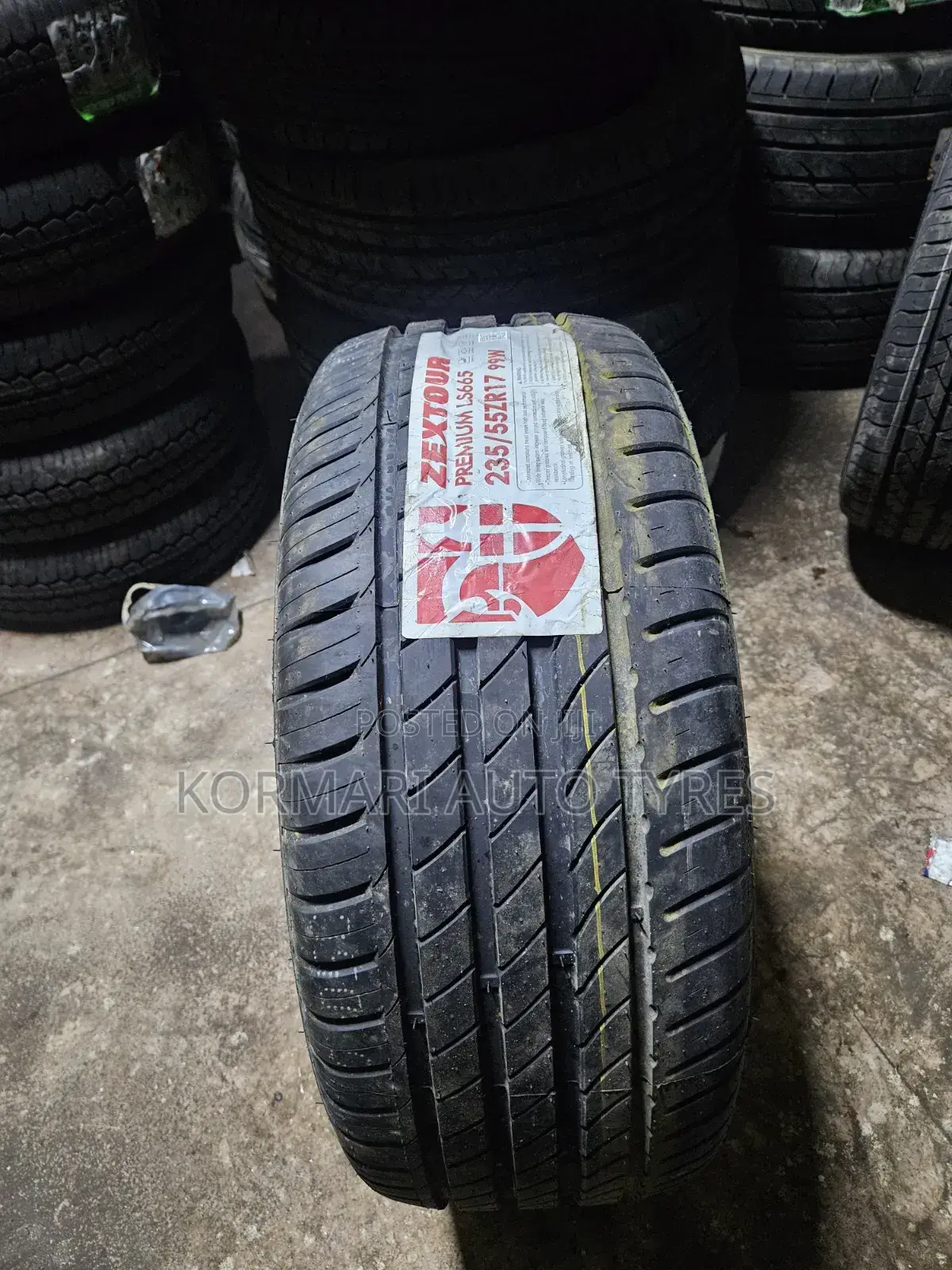 235/55r17 Zextour Tire
