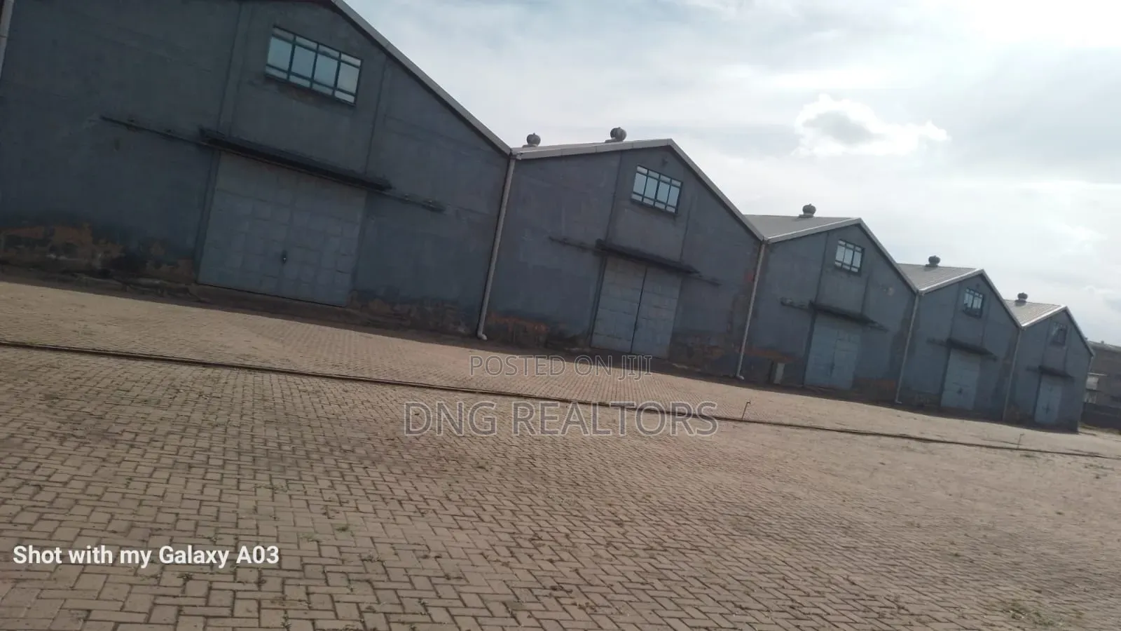 Spacious 8,500 SQFT Warehouse With Mezzanine – Icd Area