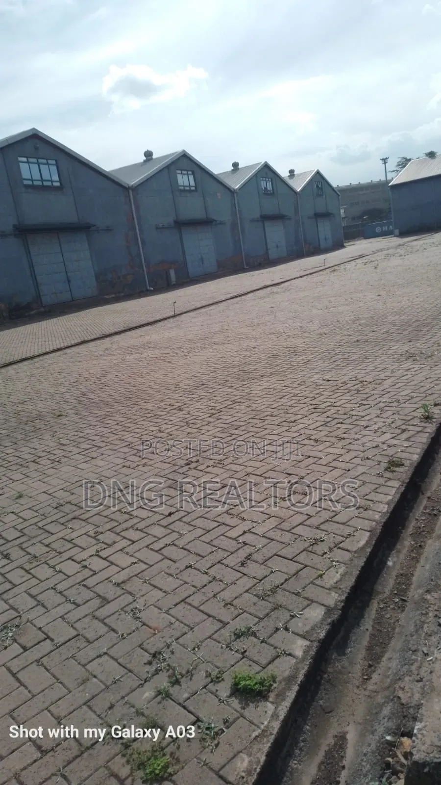 Spacious 8,500 SQFT Warehouse With Mezzanine – Icd Area