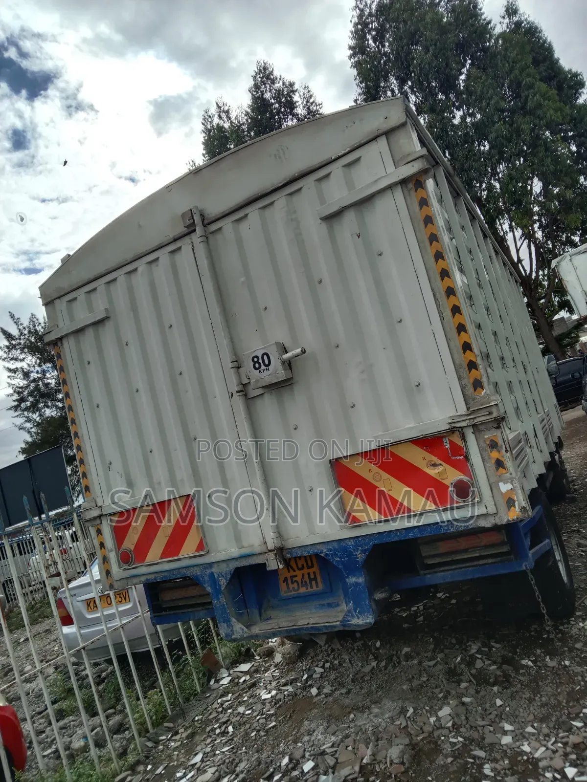 Isuzu NPR Canter