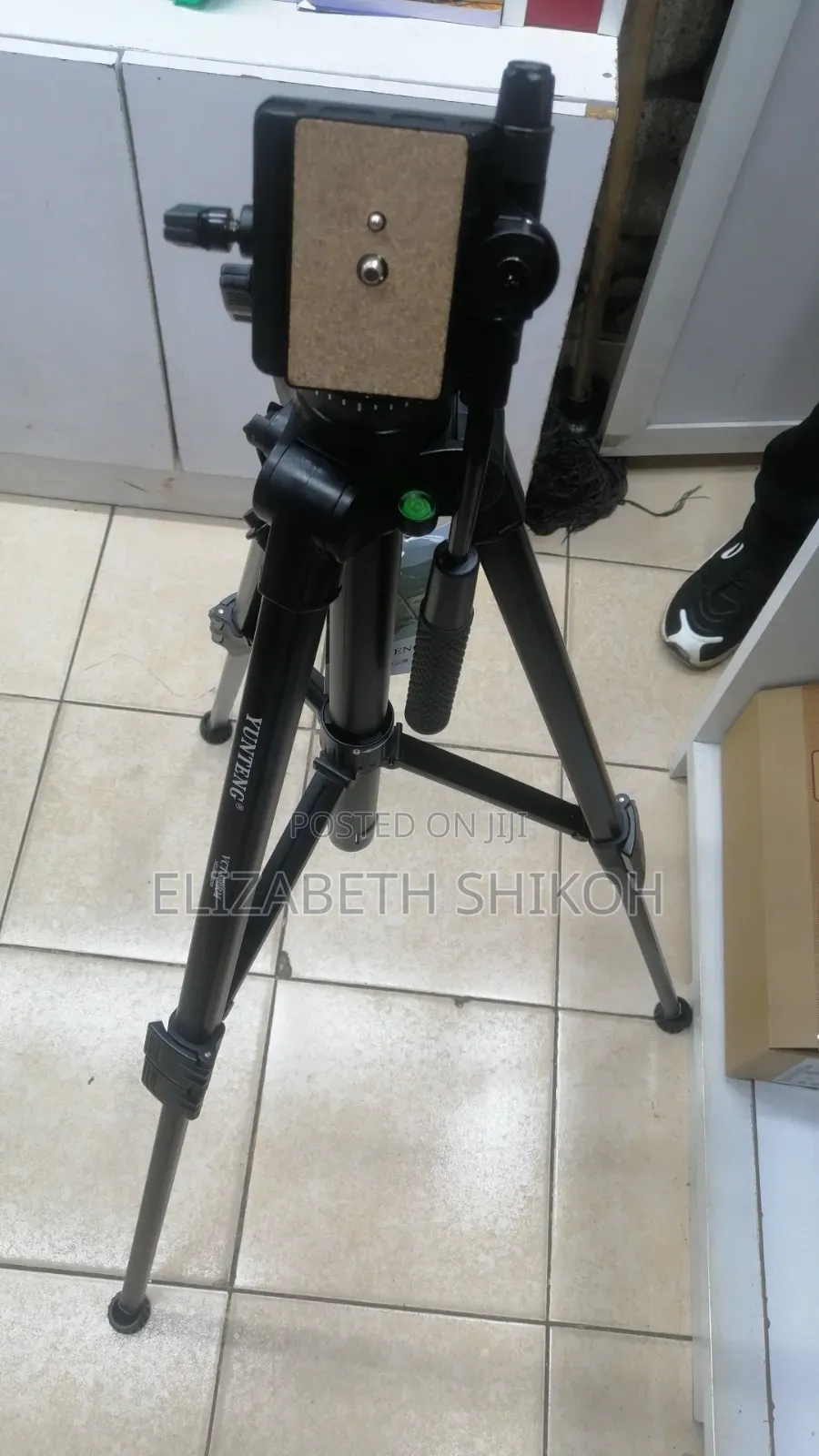 Yungteng VCT 880 Tripod