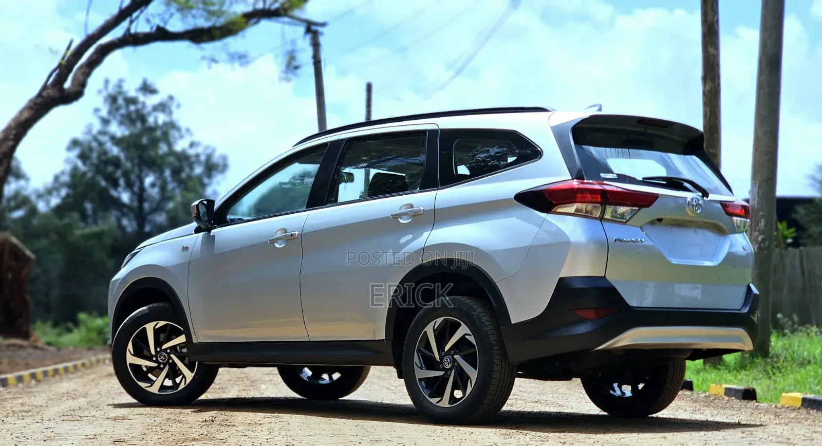 Toyota Rush 2022 Silver