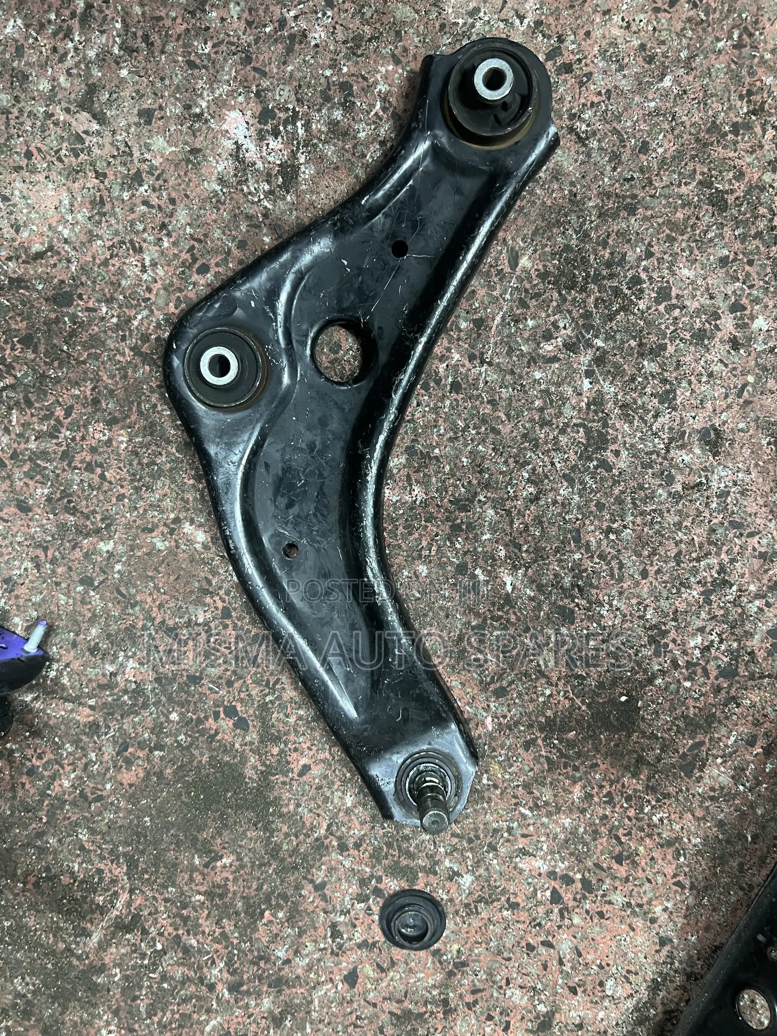 Control Arm Nissan Juke