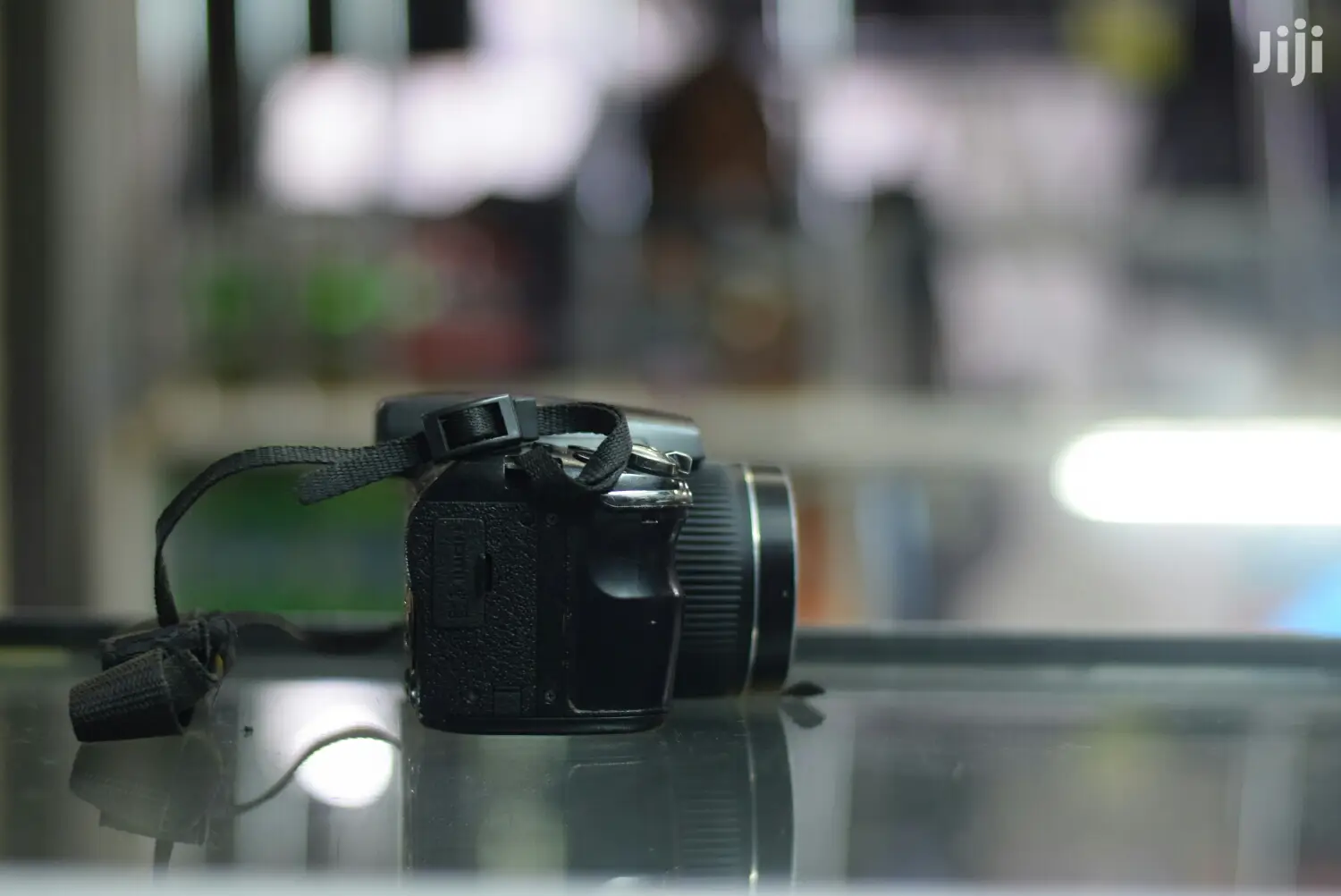Fujifilm Finepix 5 Pro Camera