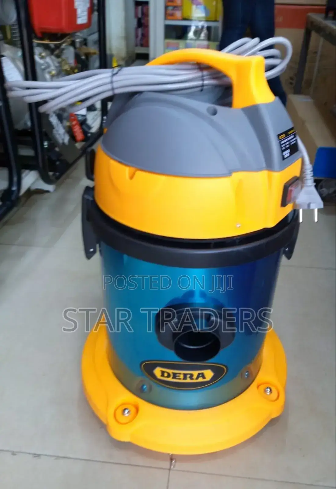 Dera 20 Liters Vacuum Cleaner