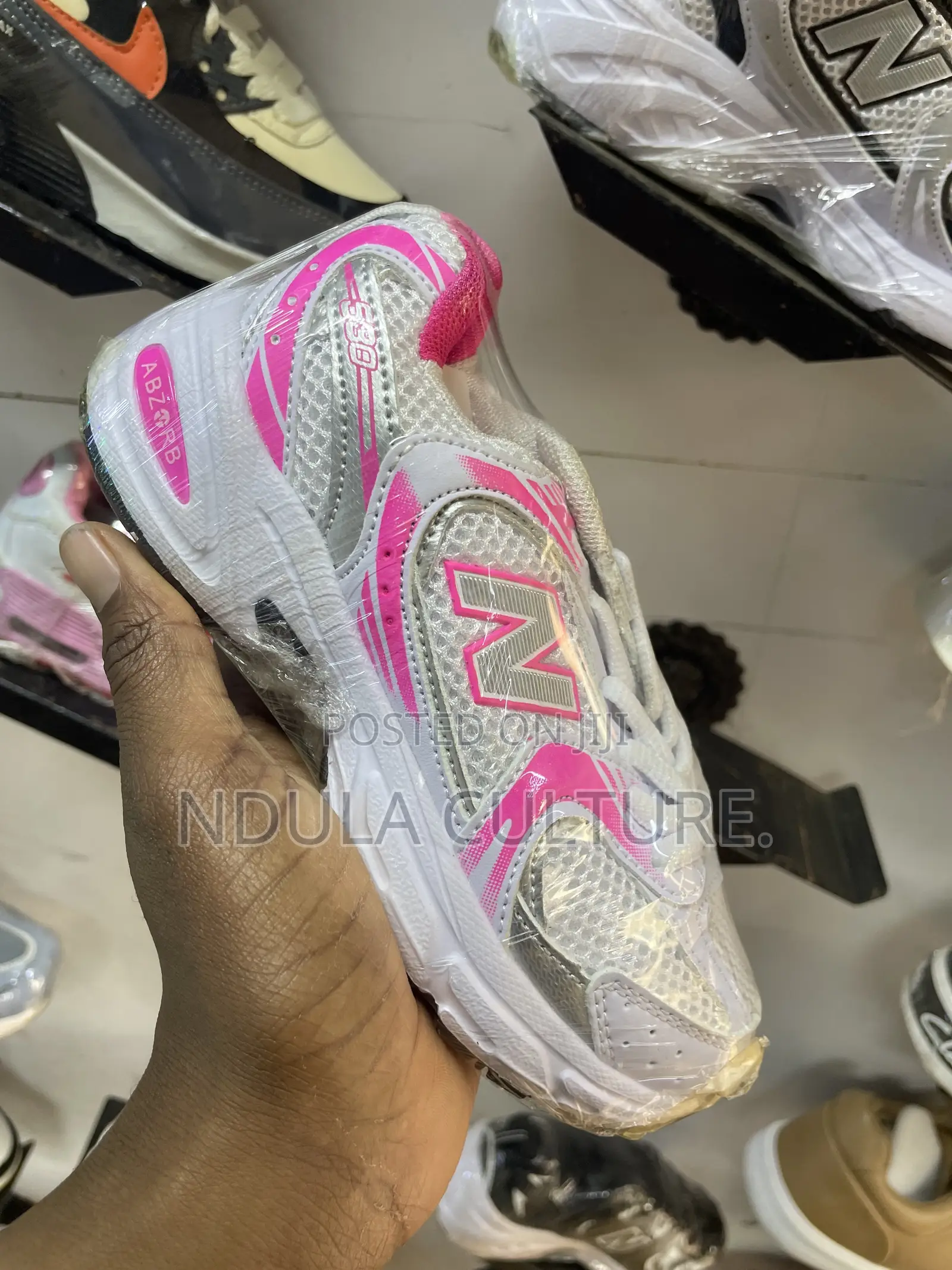 Smart Kids New Balance 530 Sneakers