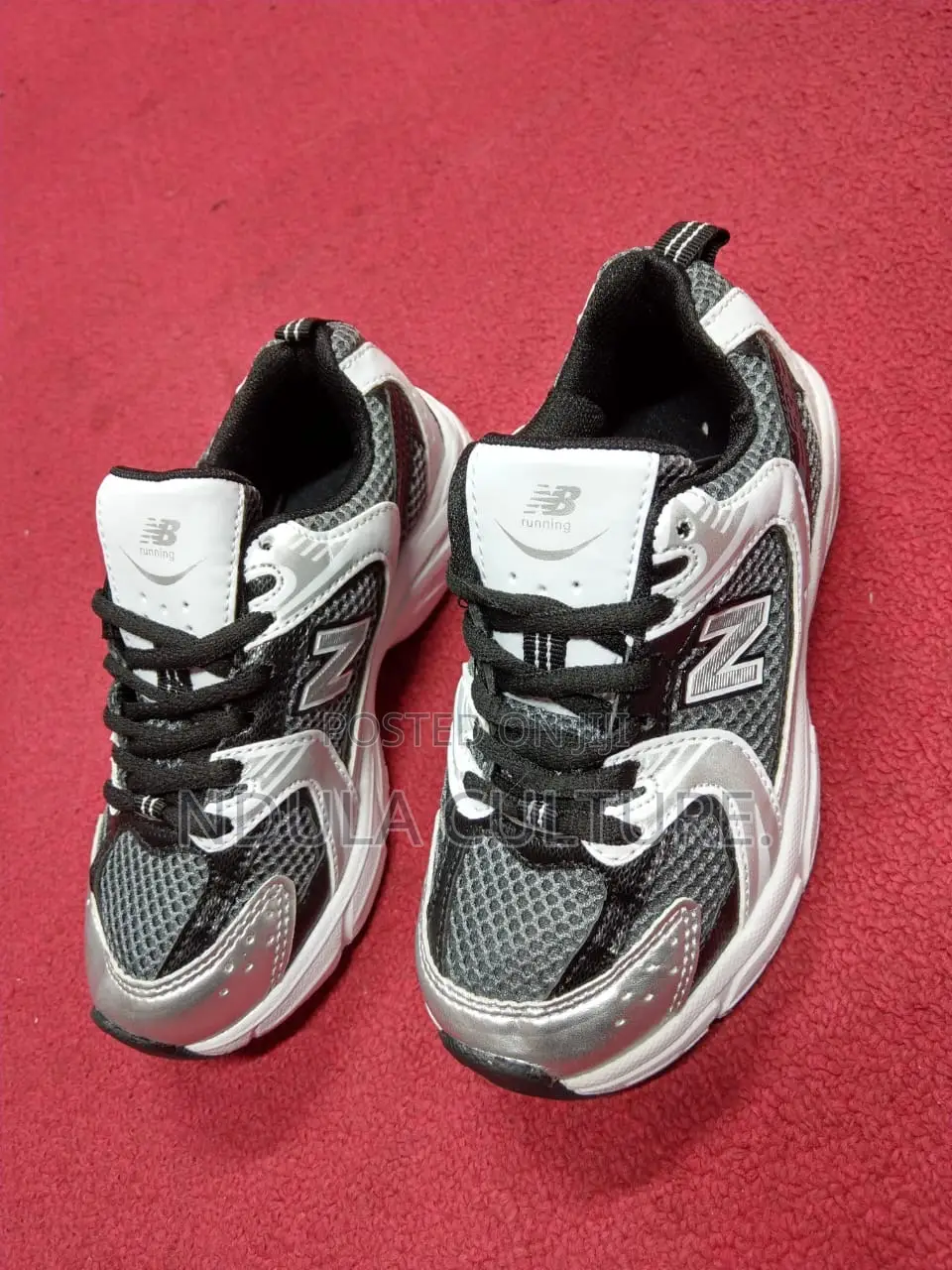Smart Kids New Balance 530 Sneakers
