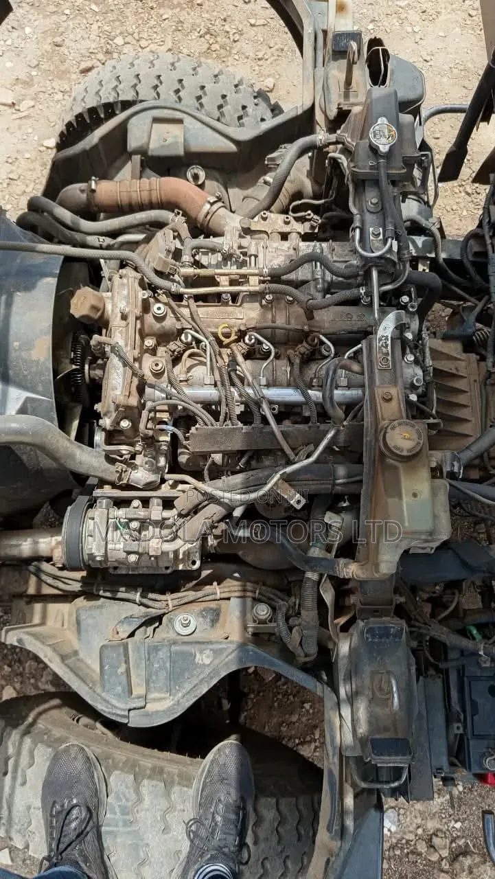 Mitsubishi Fuso Canter Truck