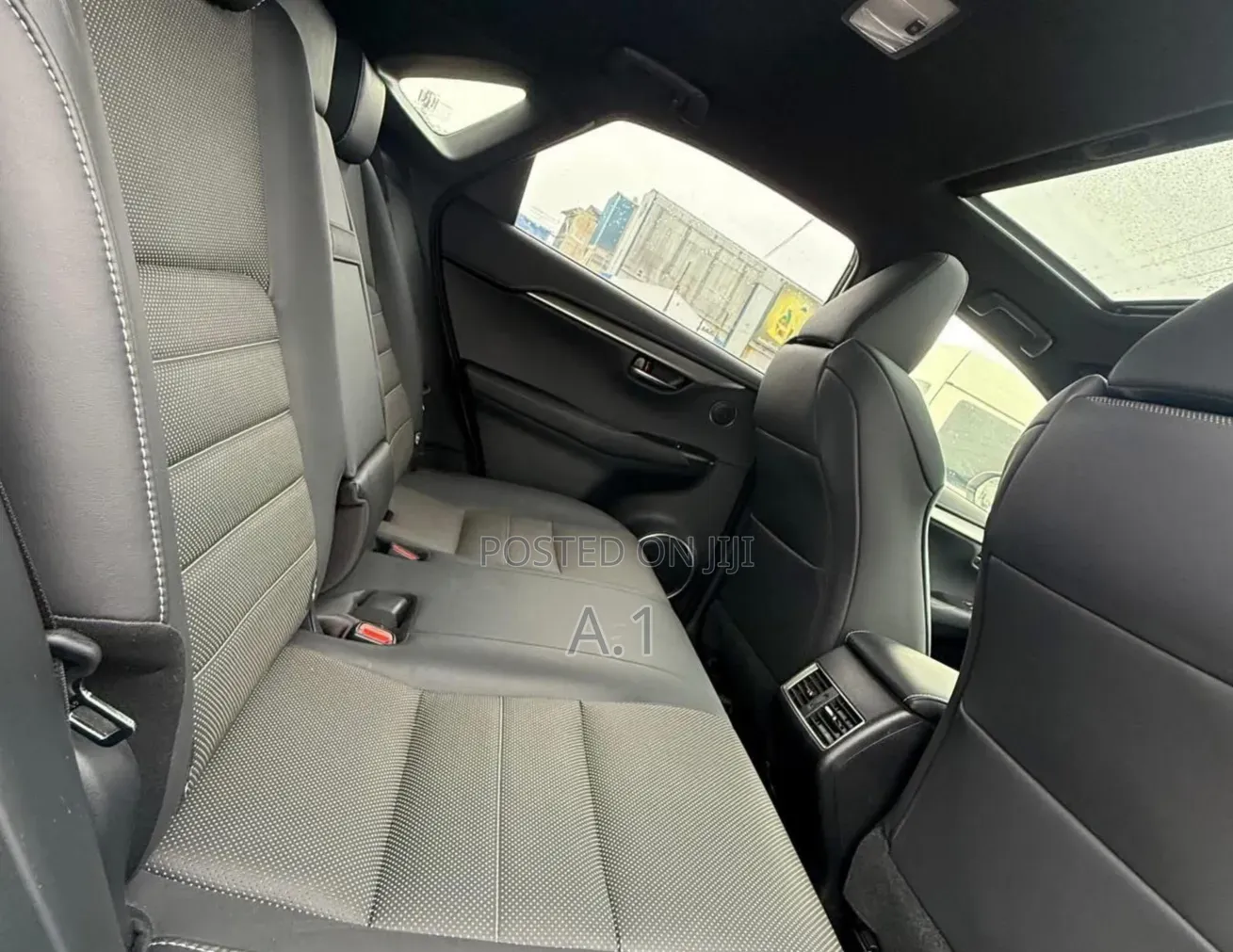 Lexus NX 300 FWD 2019 White