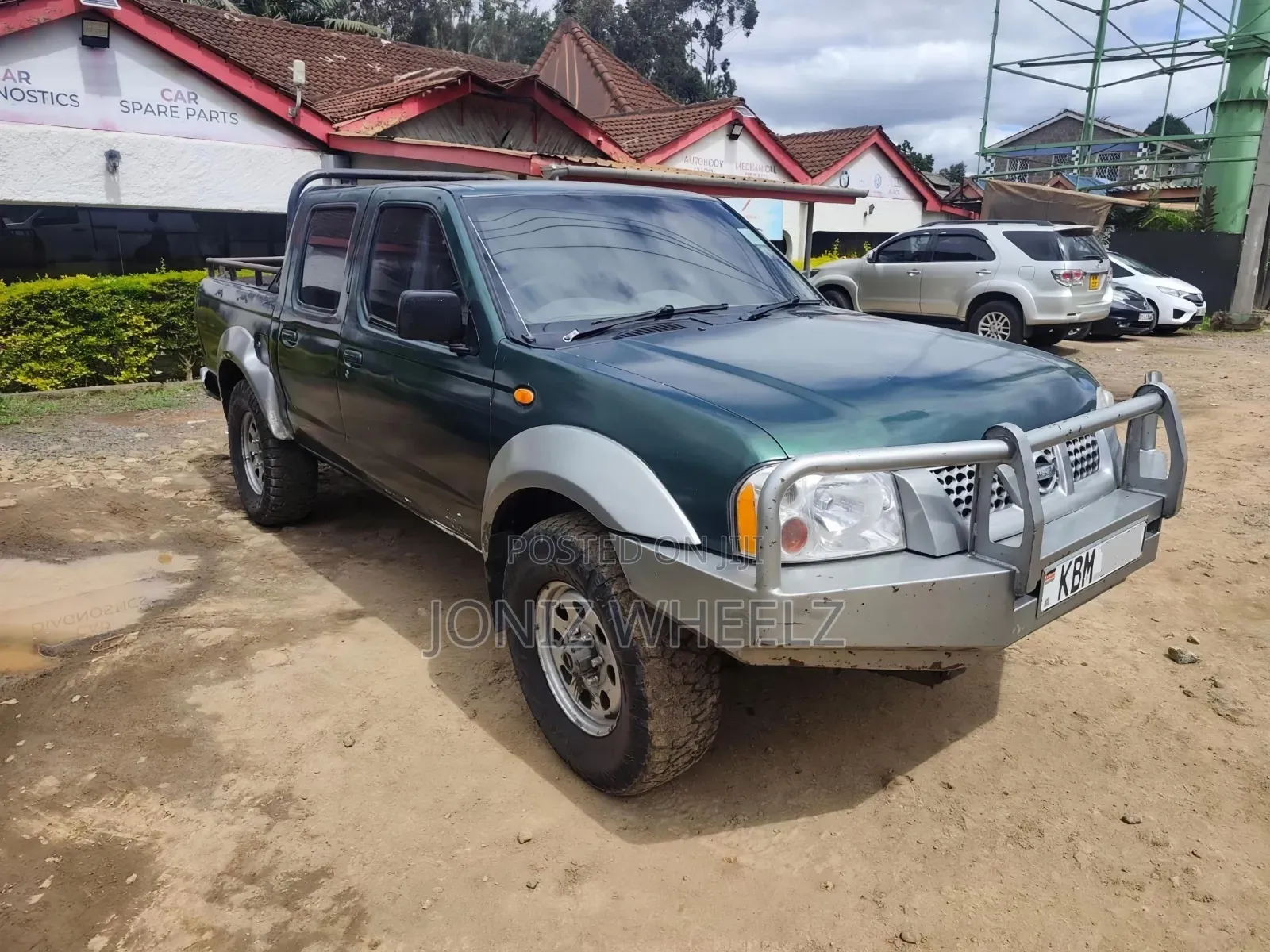 Nissan Hardbody 2010 Green