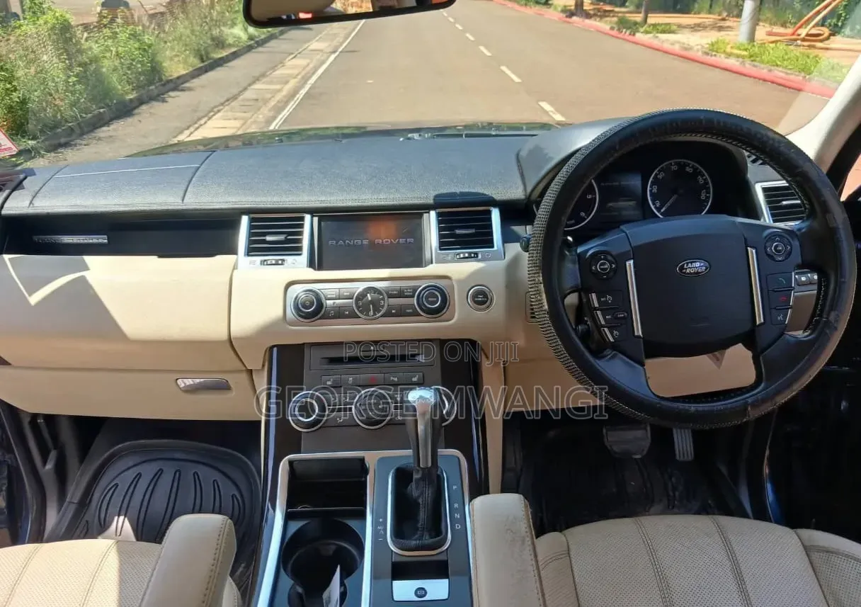 Land Rover Range Rover Sport 2011 Blue