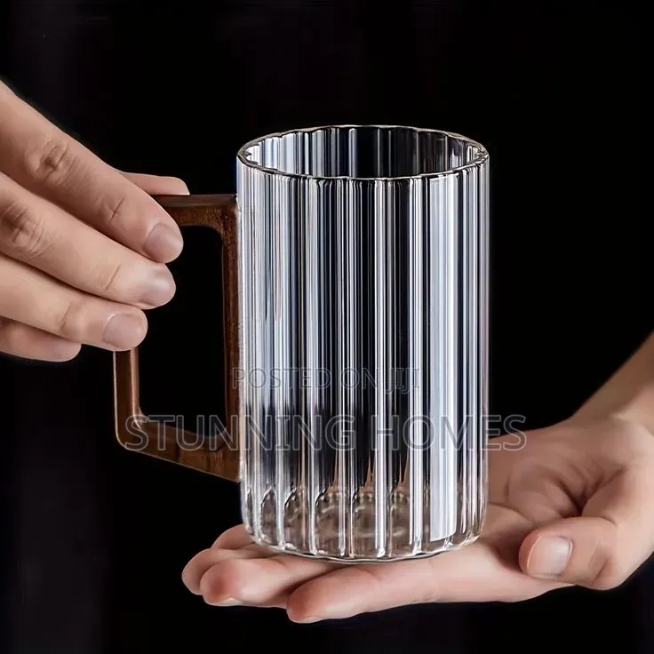 6 Elegant Glass Tea Cups With a Wooden Handle