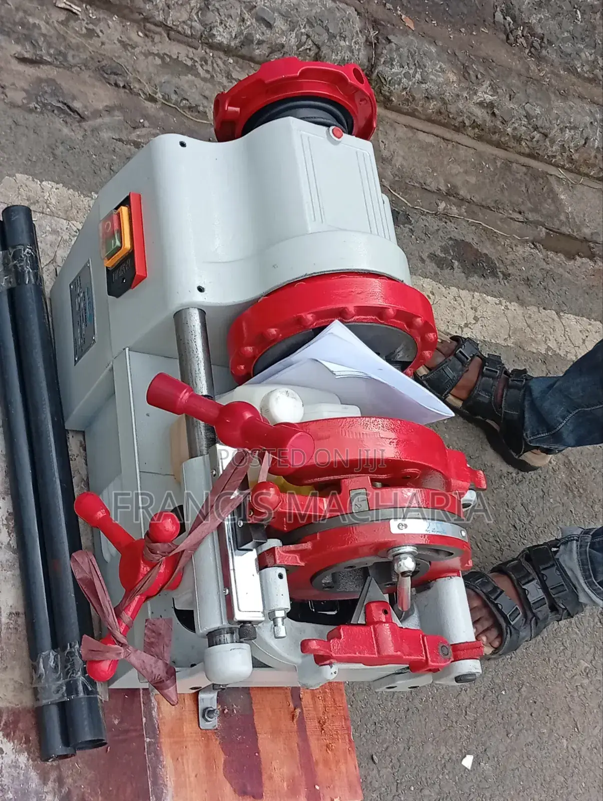 Thread Cutting Machine