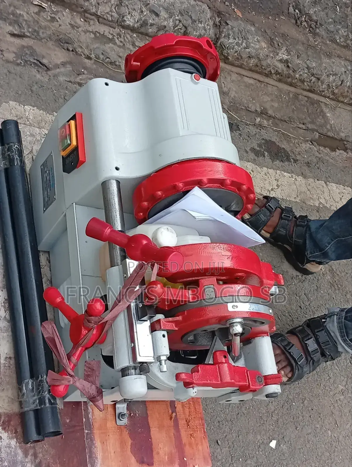 Thread Cutting Machine