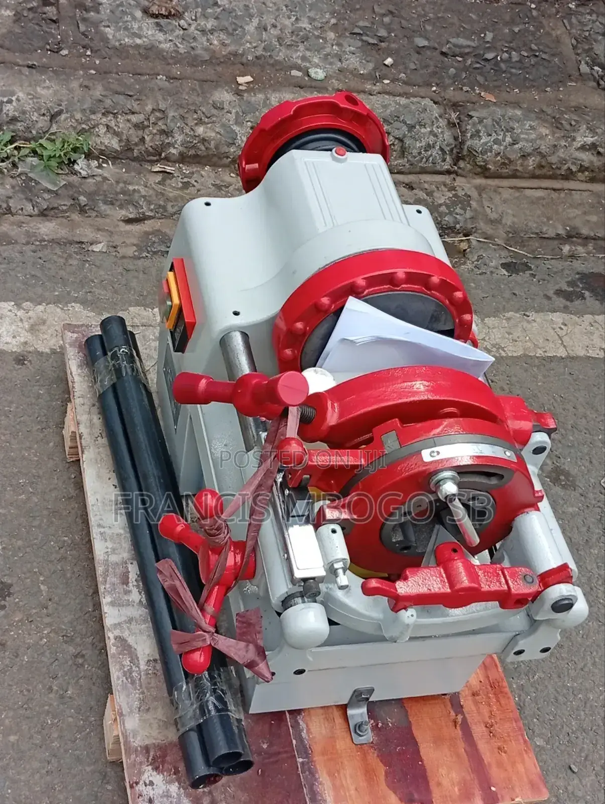 Thread Cutter / Rolling Machine Threading