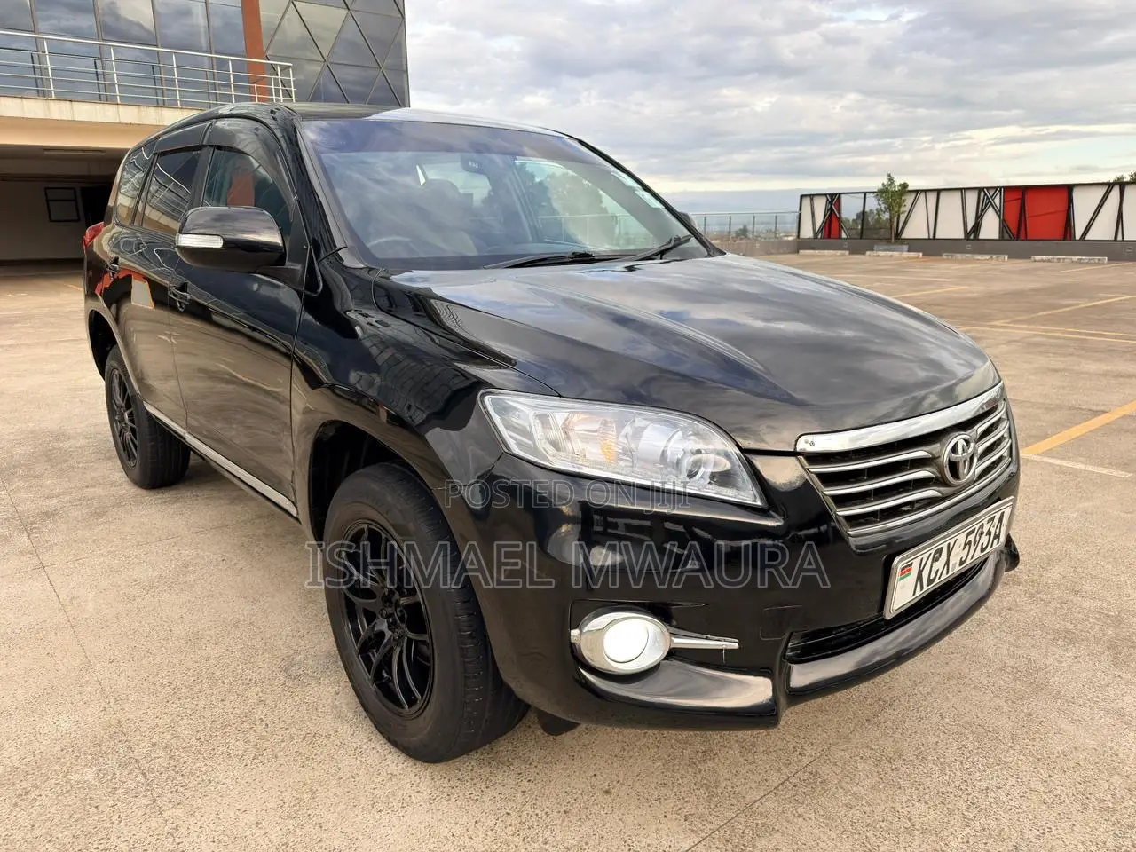 Toyota Vanguard 2012 Black