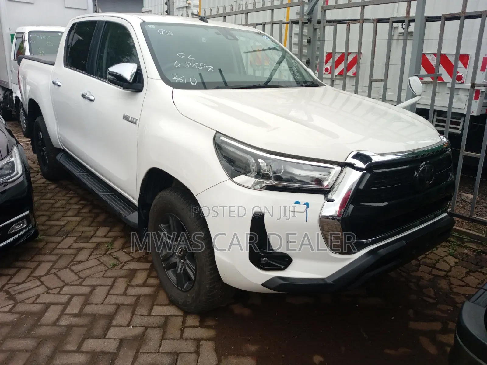 Toyota Hilux 2020 White