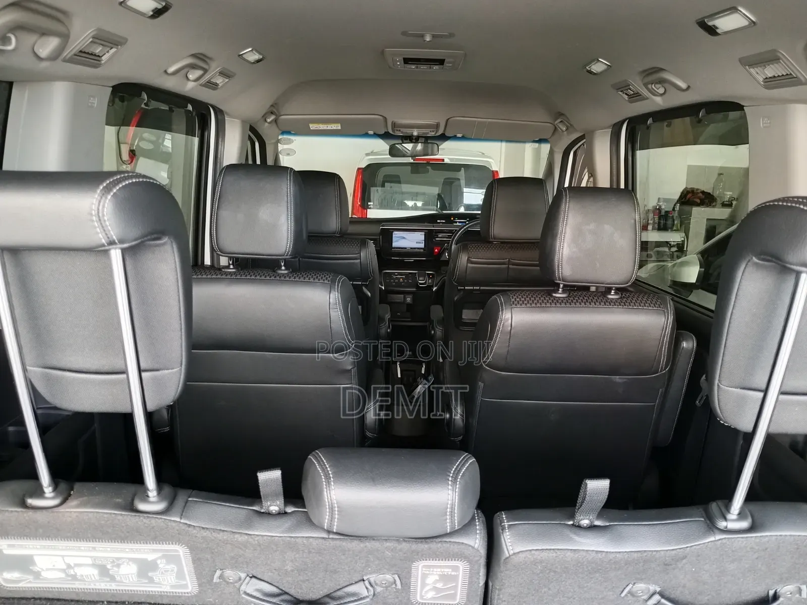 Honda Stepwgn 2019 Pearl