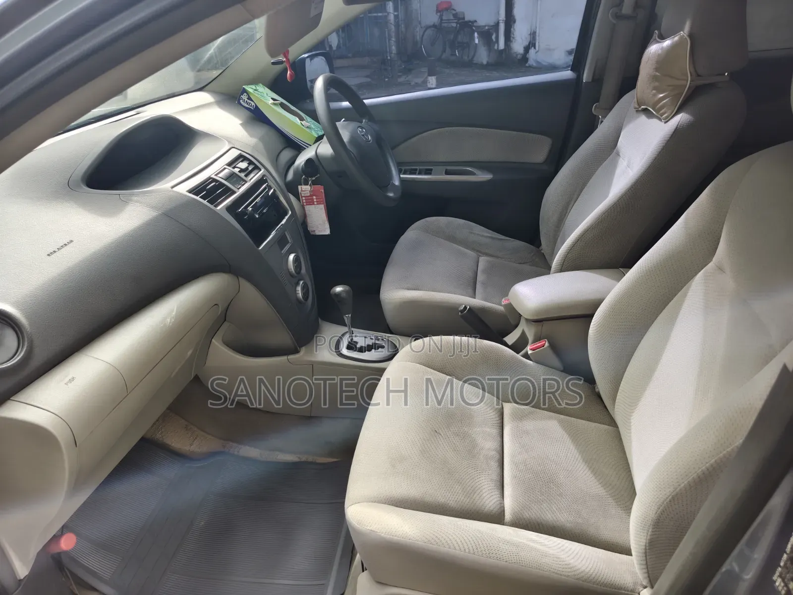 Toyota Belta 2009 Blue